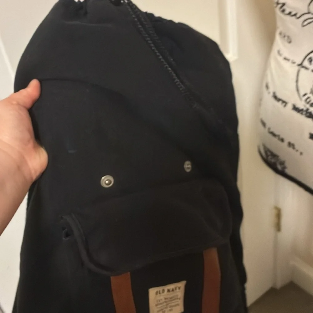 Old navy Stylish Black laptop  Backpack with Brown Accents unisex